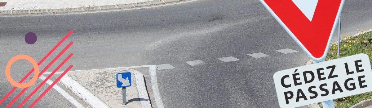 panneau cédez le passage