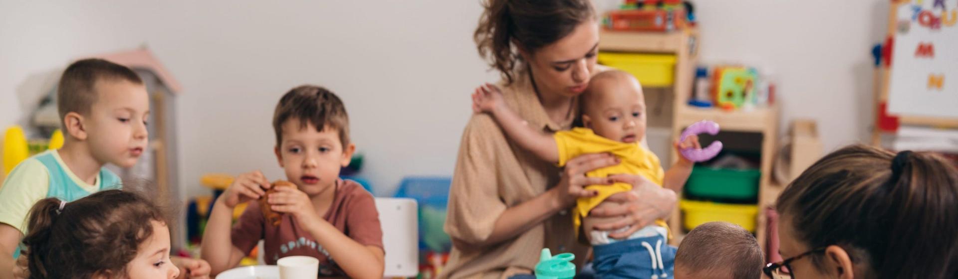 Quelles différences entre ATSEM 1ʳᵉ classe et 2ᵉ classe ?